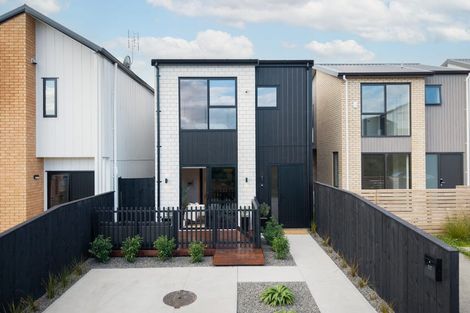 Photo of property in 12 Papai Lane, Massey, Auckland, 0614