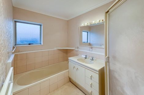 Photo of property in 30 Kakaho Drive, Tawhero, Whanganui, 4501