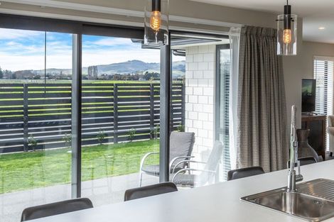 Photo of property in 94 Oaks Drive, Lincoln, 7608