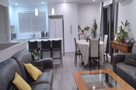 Photo of property in 662 Beach Road, Browns Bay, Auckland, 0630