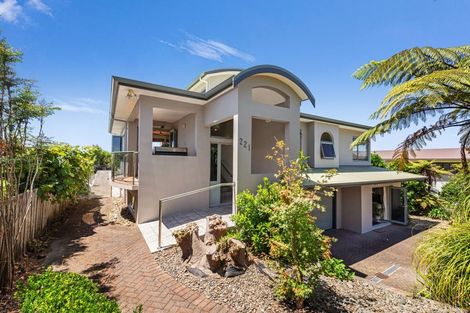 Photo of property in 221 Paku Drive, Tairua, 3508