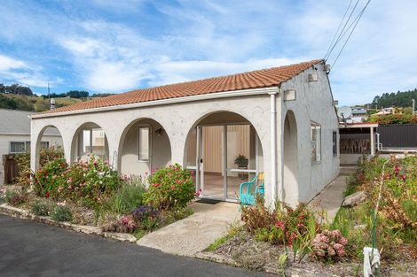 Photo of property in 12a Elwyn Crescent, Green Island, Dunedin, 9018