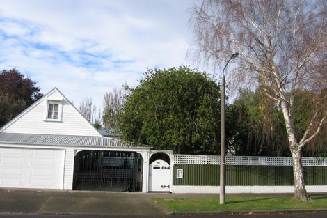 Photo of property in 81 Ruamahanga Crescent, Terrace End, Palmerston North, 4410