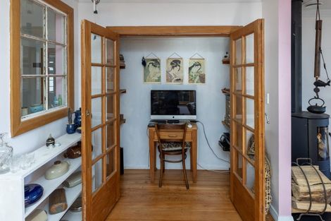 Photo of property in 5 Golf Road, Paraparaumu Beach, Paraparaumu, 5032