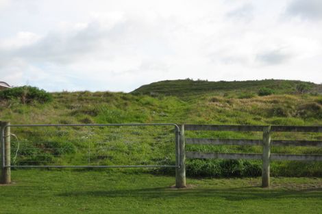 Photo of property in 5 Waitote Street, Castlecliff, Whanganui, 4501