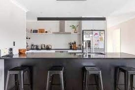 Photo of property in 8 Stevie Lane, Omokoroa, 3114