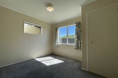 Photo of property in 5 Newton Place, Westbrook, Palmerston North, 4412