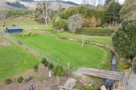 Photo of property in 12 Denton Road, Levin, 5571