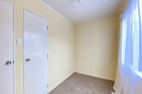 Photo of property in 4/390 West Coast Road, Glen Eden, Auckland, 0602
