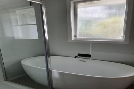 Photo of property in 40 Thomas Crescent, Western Heights, Rotorua, 3015