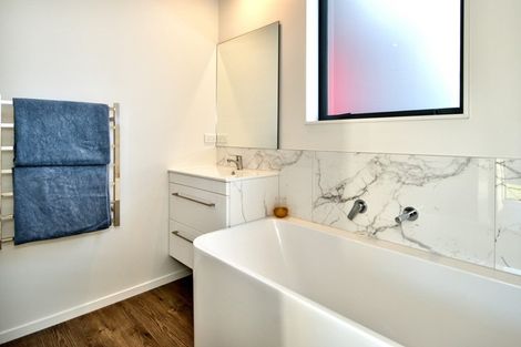 Photo of property in 3 Woodley Place, Glenorchy, 9372