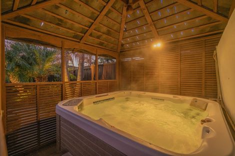 Photo of property in 73 Cholmondeley Crescent, Whitianga, 3510