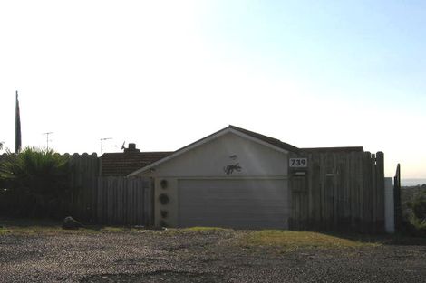 Photo of property in 739 East Coast Road, Browns Bay, Auckland, 0630