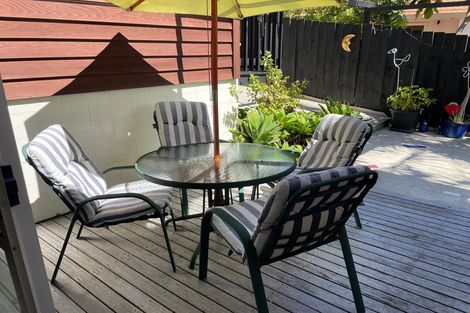 Photo of property in 10 Garden Lane, Torbay, Auckland, 0632