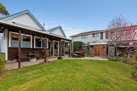 Photo of property in 172 Gladstone Road, Dalmore, Dunedin, 9010