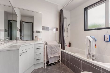 Photo of property in 1 Pohutukawa Drive, Cable Bay, 0420