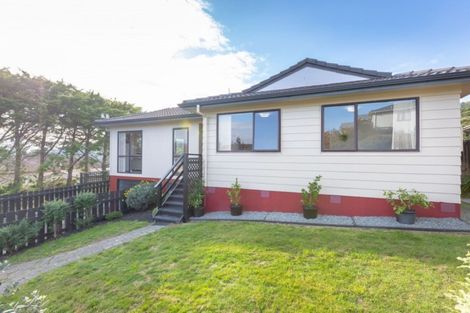 Photo of property in 31 Nassau Avenue, Grenada North, Wellington, 5028