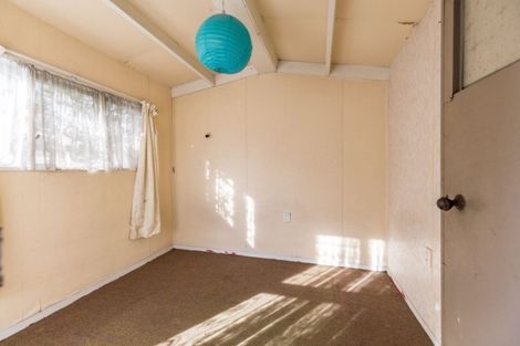 Photo of property in 43 Skerten Avenue, Hornby, Christchurch, 8042