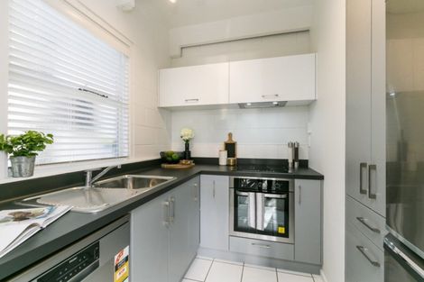 Photo of property in Sherwood Mews, 28w Bidwill Street, Mount Cook, Wellington, 6021