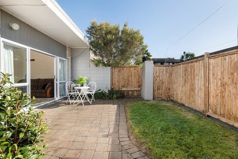 Photo of property in 1/13 Alexander Street, Tauranga South, Tauranga, 3112