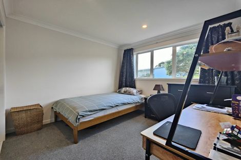 Photo of property in 18a Handyside Street, Tawa, Wellington, 5028