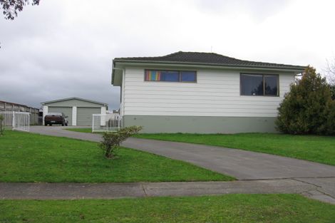 Photo of property in 15 Lyndale Place, Kelvin Grove, Palmerston North, 4414