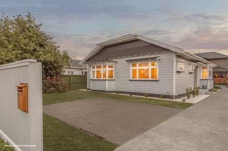 Photo of property in 8 Freyberg Avenue, Riccarton, Christchurch, 8011