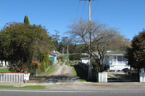 Photo of property in 14b Milne Street, Hunterville, 4730