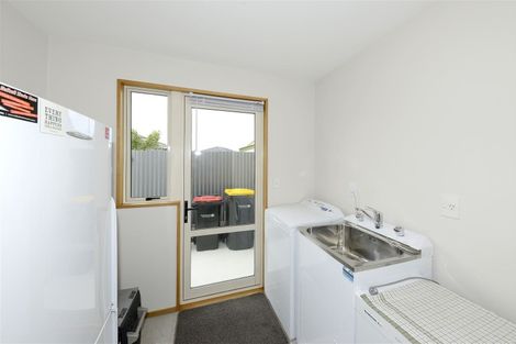 Photo of property in 19 Blue Gum Place, New Brighton, Christchurch, 8083