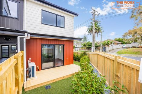Photo of property in 56e Cyclamen Road, Mangere, Auckland, 2022
