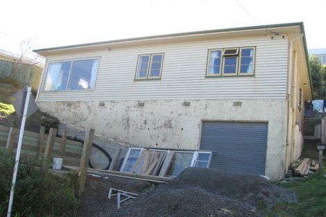 Photo of property in 31 Tio Tio Road, Miramar, Wellington, 6022