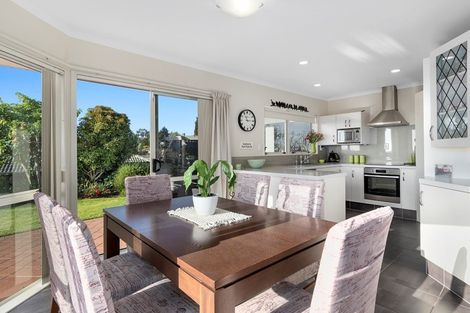 Photo of property in 27 Oteki Park Drive, Welcome Bay, Tauranga, 3112