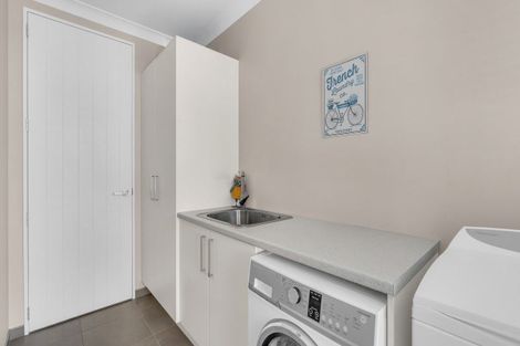 Photo of property in 29 Hemingway Place, Spencerville, Christchurch, 8083