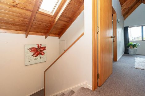 Photo of property in 59a Tuhikaramea Road, Dinsdale, Hamilton, 3204