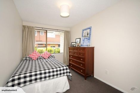 Photo of property in 2/24 Solway Avenue, Ilam, Christchurch, 8041