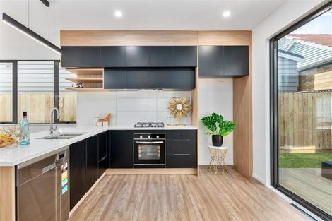 Photo of property in 6c Eversleigh Road, Belmont, Auckland, 0622