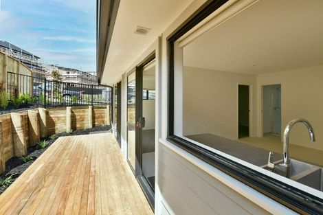 Photo of property in 31 Maraeariki Avenue, Orewa, 0931