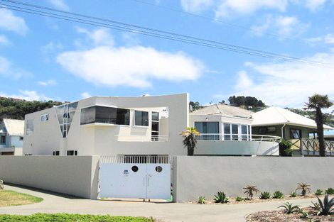 Photo of property in 60 Esplanade, Sumner, Christchurch, 8081