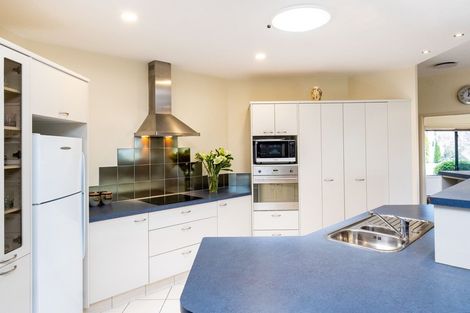 Photo of property in 15 Russell Robertson Drive, Havelock North, 4130