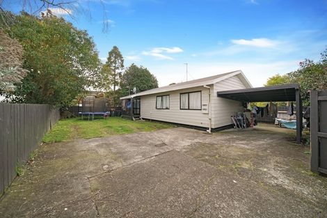 Photo of property in 2/26 Estuary Road, Weymouth, Auckland, 2103