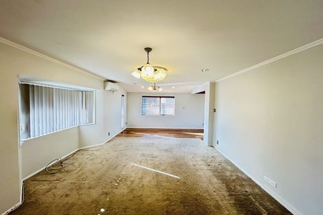 Photo of property in 58 Carnoustie Drive, Wattle Downs, Auckland, 2103