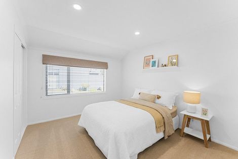 Photo of property in 10f Tupare Place, Highlands Park, New Plymouth, 4312