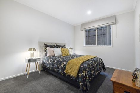 Photo of property in 23 Maraeariki Avenue, Orewa, 0931