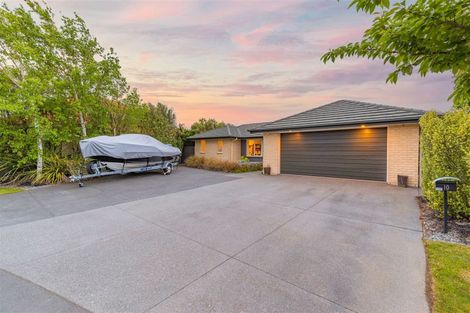 Photo of property in 10 Donovan Place, Aidanfield, Christchurch, 8025