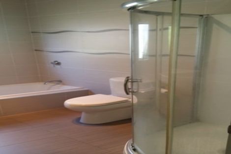 Photo of property in 15 Stamford Crescent, Flat Bush, Auckland, 2019