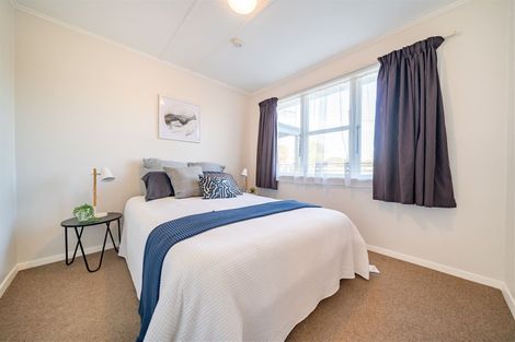 Photo of property in 5a Mangaroa Hill Road, Clouston Park, Upper Hutt, 5018