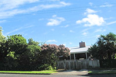 Photo of property in 71 Bradbury Road, Botany Downs, Auckland, 2010
