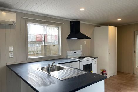 Photo of property in 2 Caserta Place, Clover Park, Auckland, 2023