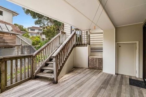 Photo of property in 21 Homewood Place, Chatswood, Auckland, 0626