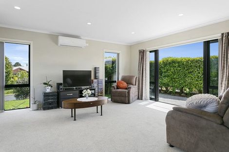 Photo of property in 23 Whetu Place, Nukuhau, Taupo, 3330